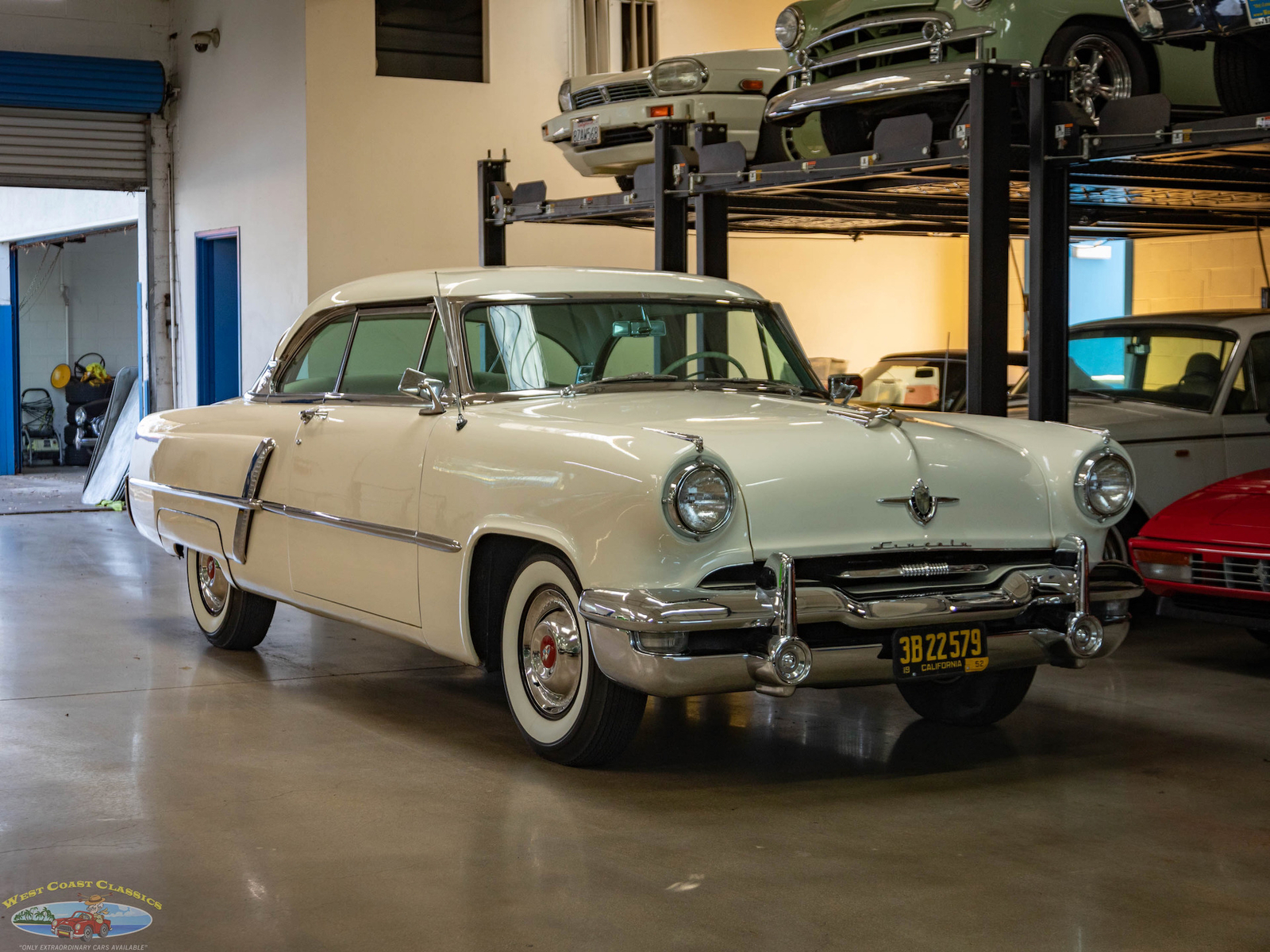 Lincoln-Cosmopolitan-Sport-Coupe-1952-2-Door-Hardtop-9