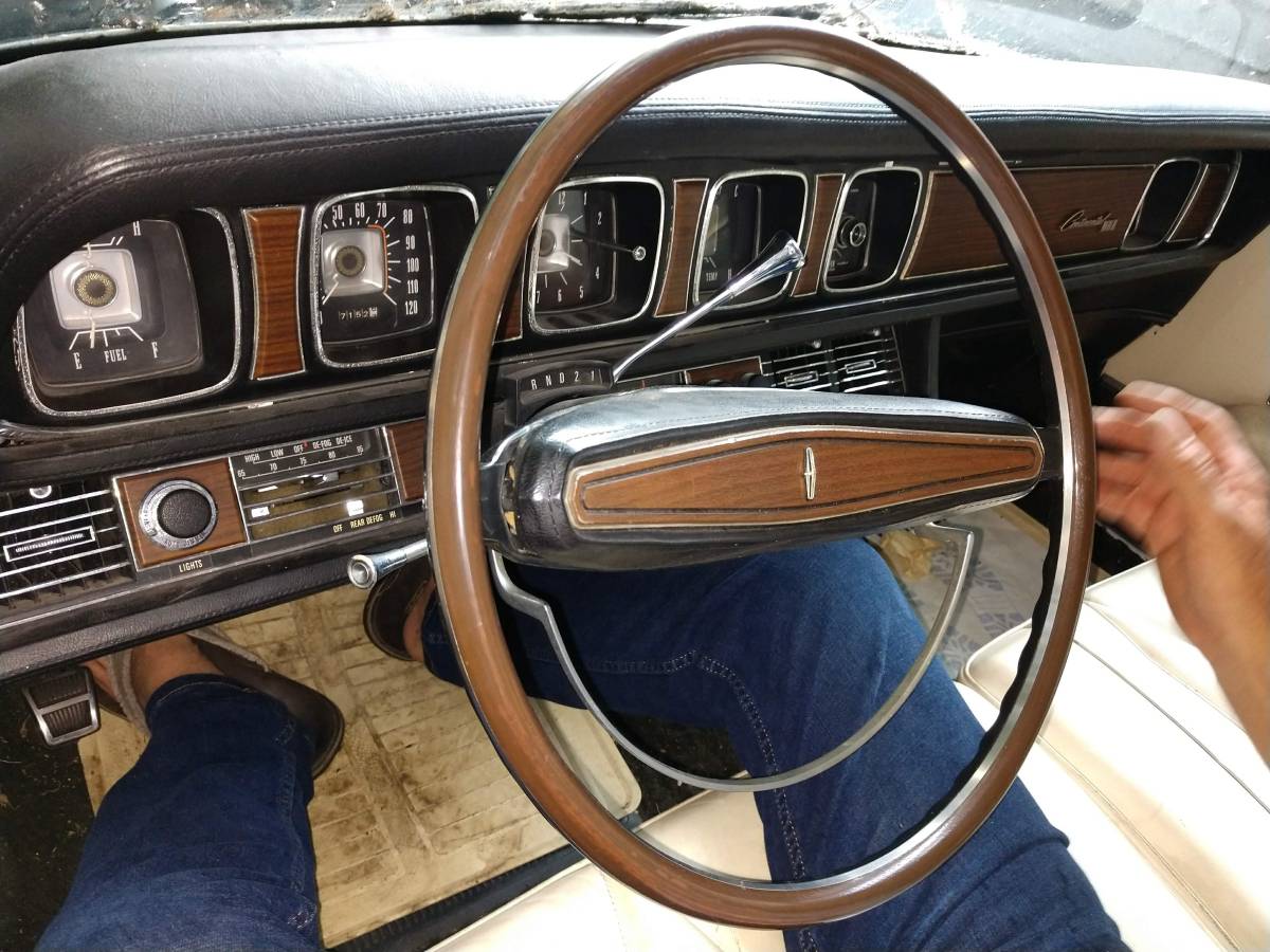 Lincoln-Mark-3-1969-green-3