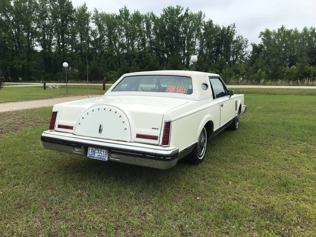 Lincoln-Mark-6-1982-white-1