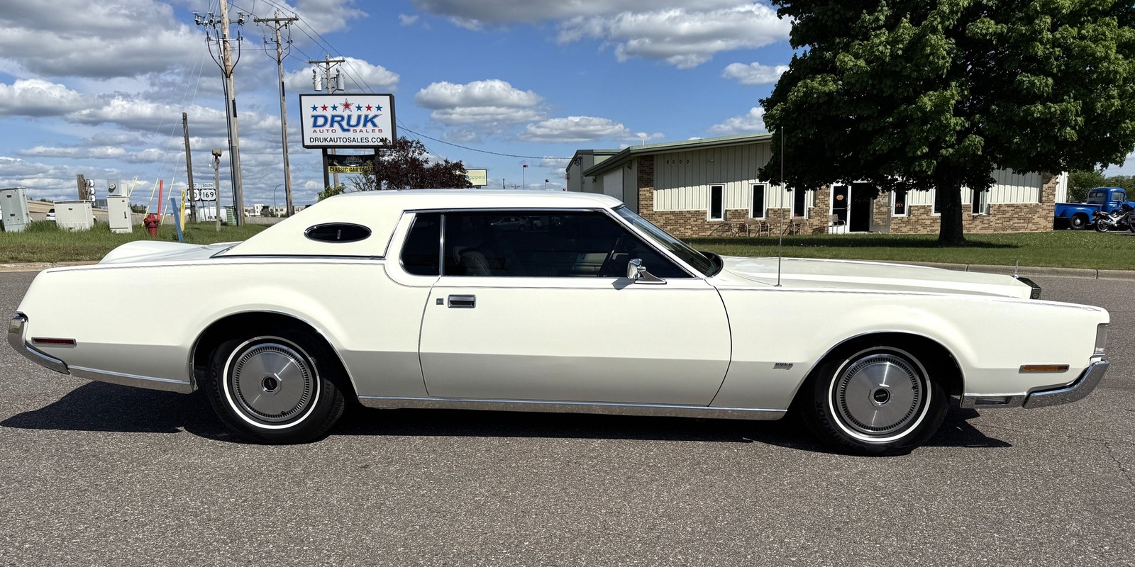 Lincoln-Mark-IV-1972-Coupe-1