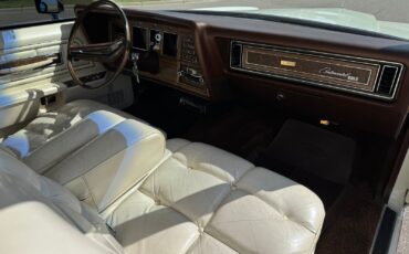 Lincoln-Mark-IV-1972-Coupe-12