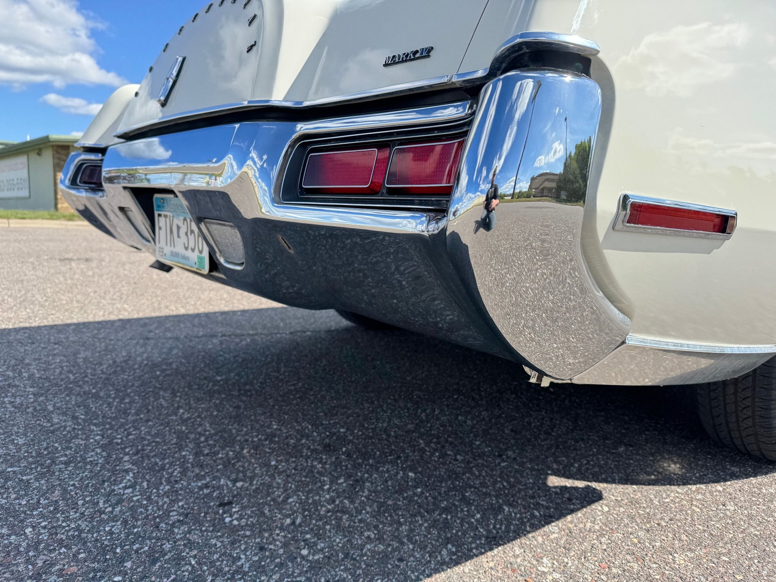 Lincoln-Mark-IV-1972-Coupe-24