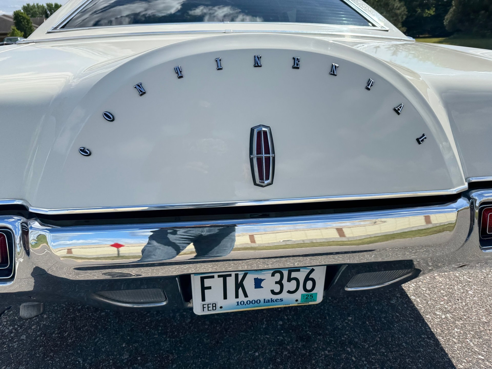 Lincoln-Mark-IV-1972-Coupe-34