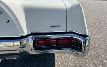 Lincoln-Mark-IV-1972-Coupe-35