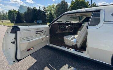 Lincoln-Mark-IV-1972-Coupe-9