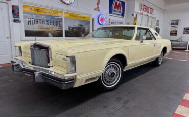 Lincoln-Mark-Series-1979-2-Door-1