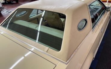 Lincoln-Mark-Series-1979-2-Door-15