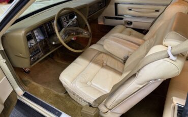 Lincoln-Mark-Series-1979-2-Door-16