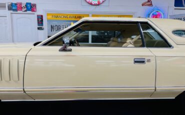 Lincoln-Mark-Series-1979-2-Door-23