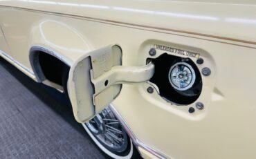 Lincoln-Mark-Series-1979-2-Door-28