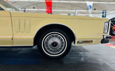 Lincoln-Mark-Series-1979-2-Door-31