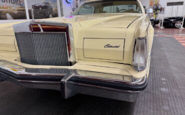 Lincoln-Mark-Series-1979-2-Door-8