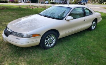 Lincoln-Mark-Series-1995-Coupe-1