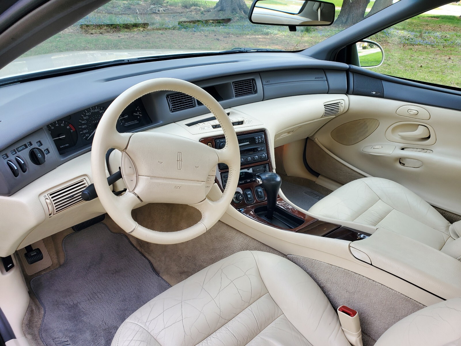 Lincoln-Mark-Series-1995-Coupe-17