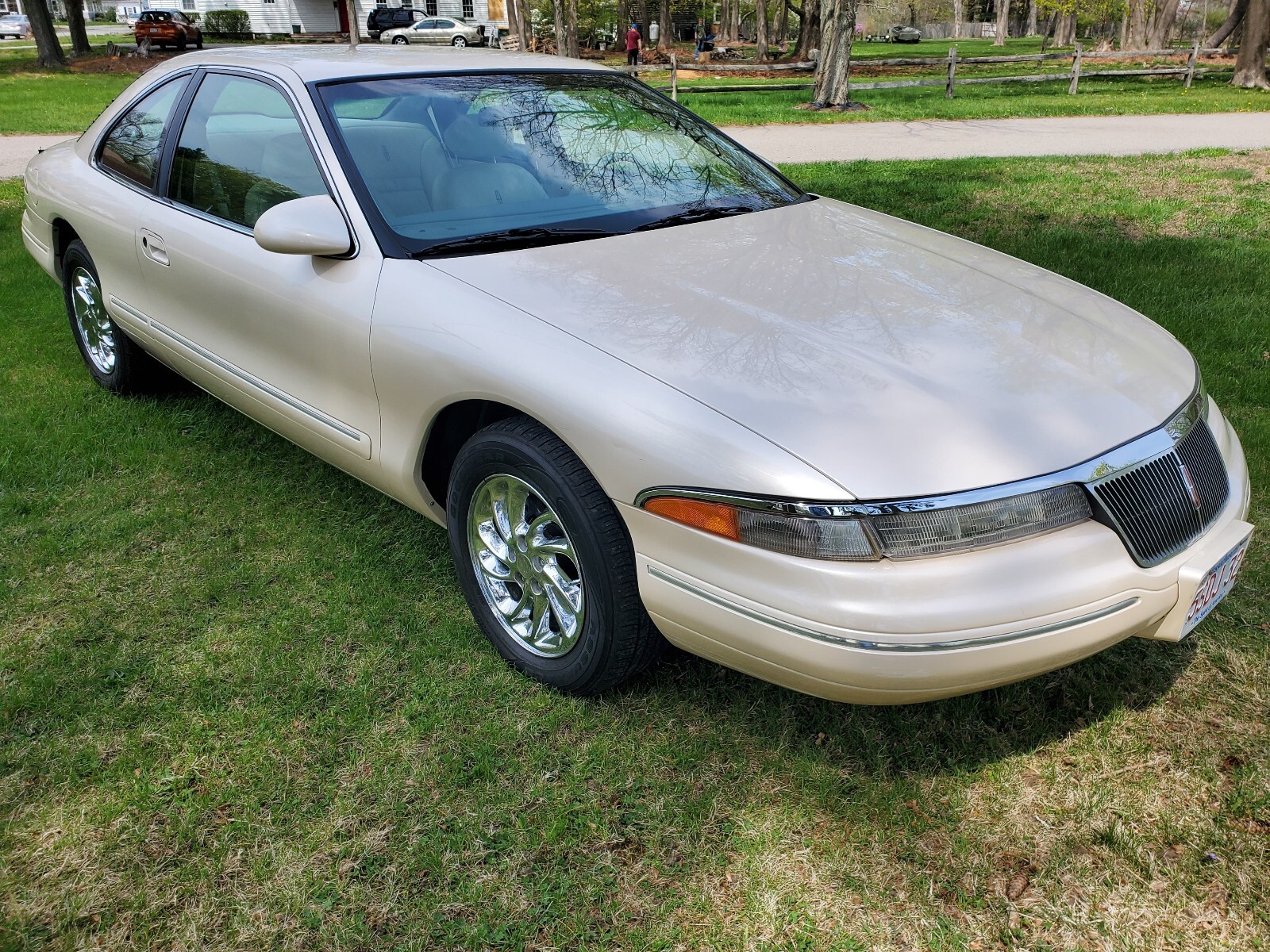 Lincoln-Mark-Series-1995-Coupe-6