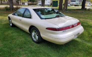 Lincoln-Mark-Series-1995-Coupe-9