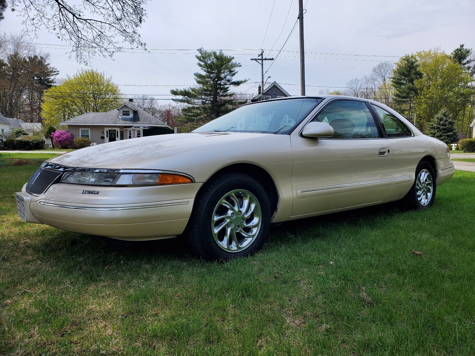 Lincoln-Mark-Series-1995-Coupe