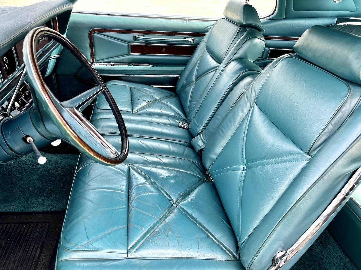 Lincoln-Mark-iii-1970-green-10