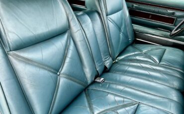 Lincoln-Mark-iii-1970-green-12