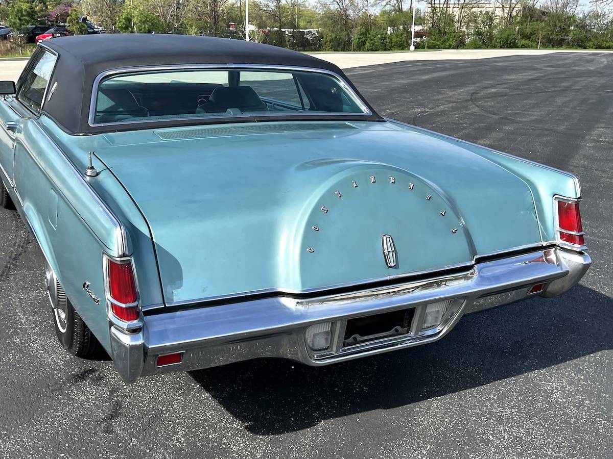 Lincoln-Mark-iii-1970-green-6