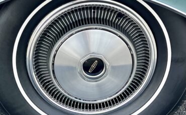 Lincoln-Mark-iii-1970-green-9
