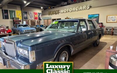 Lincoln Town Car 1985 Sedan