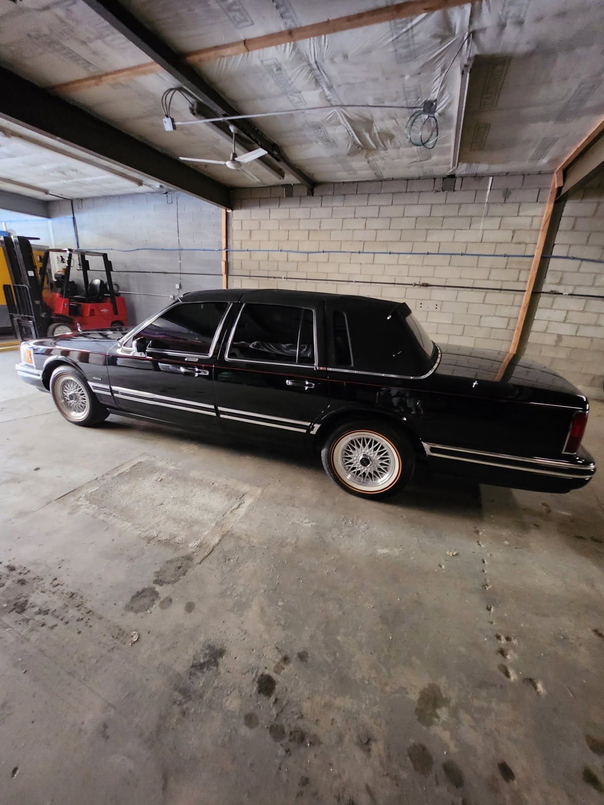 Lincoln-Town-Car-1994-Sedan-7