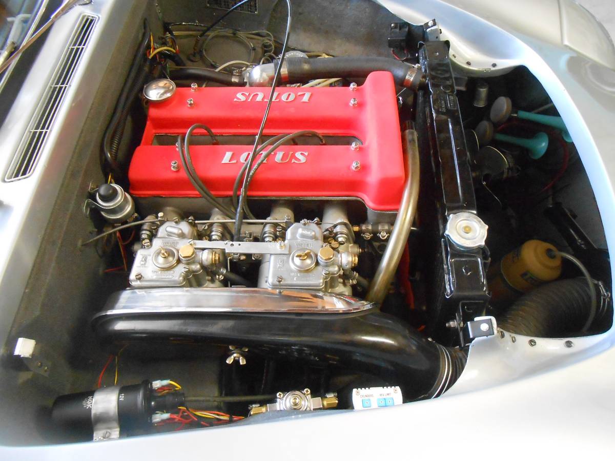 Lotus-Elan-s3-1967-silver-18