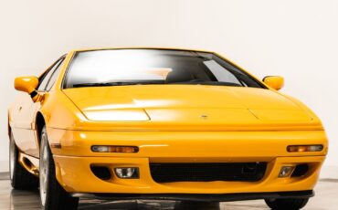 Lotus-Esprit-1995-2D-Coupe-1