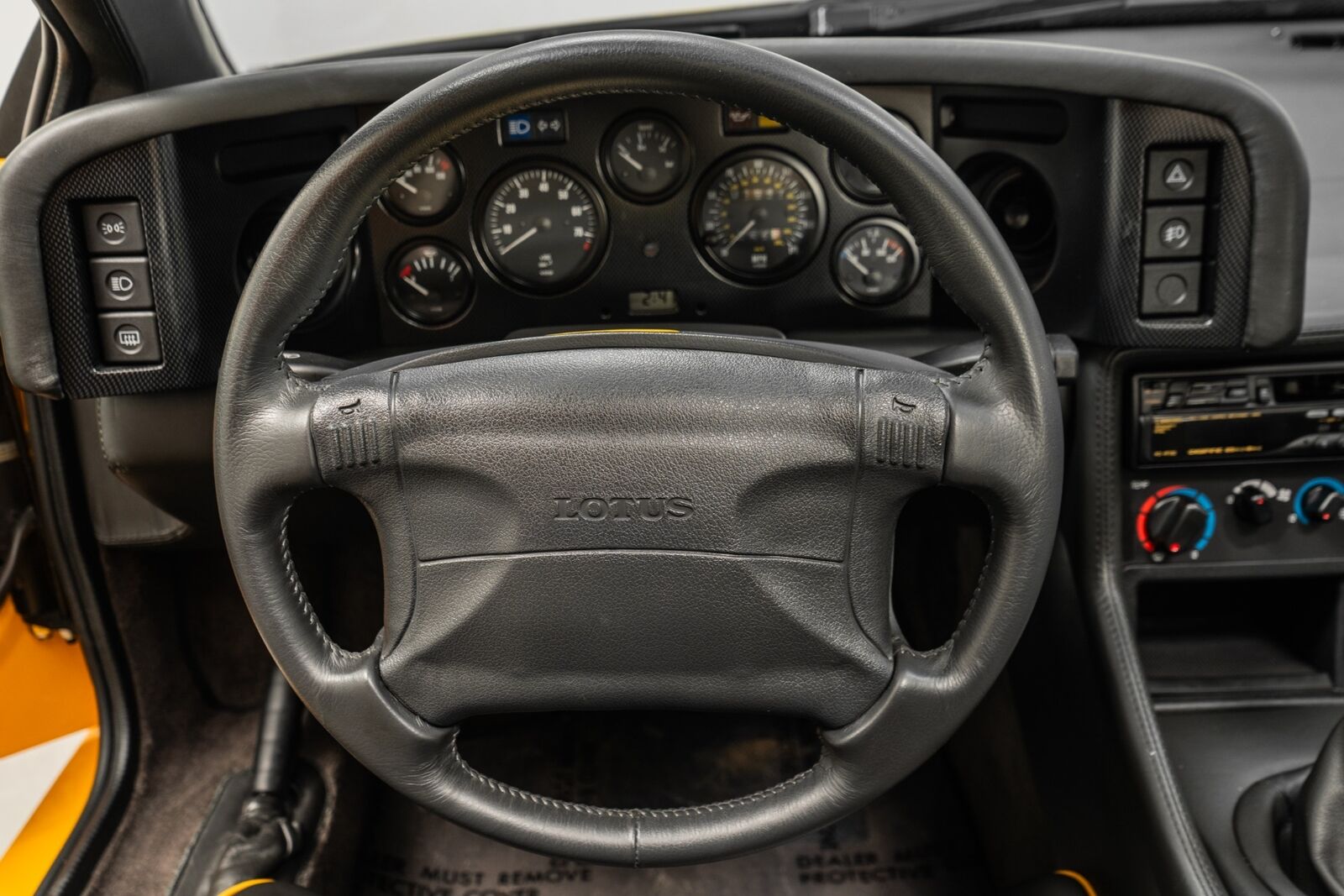 Lotus-Esprit-1995-2D-Coupe-13