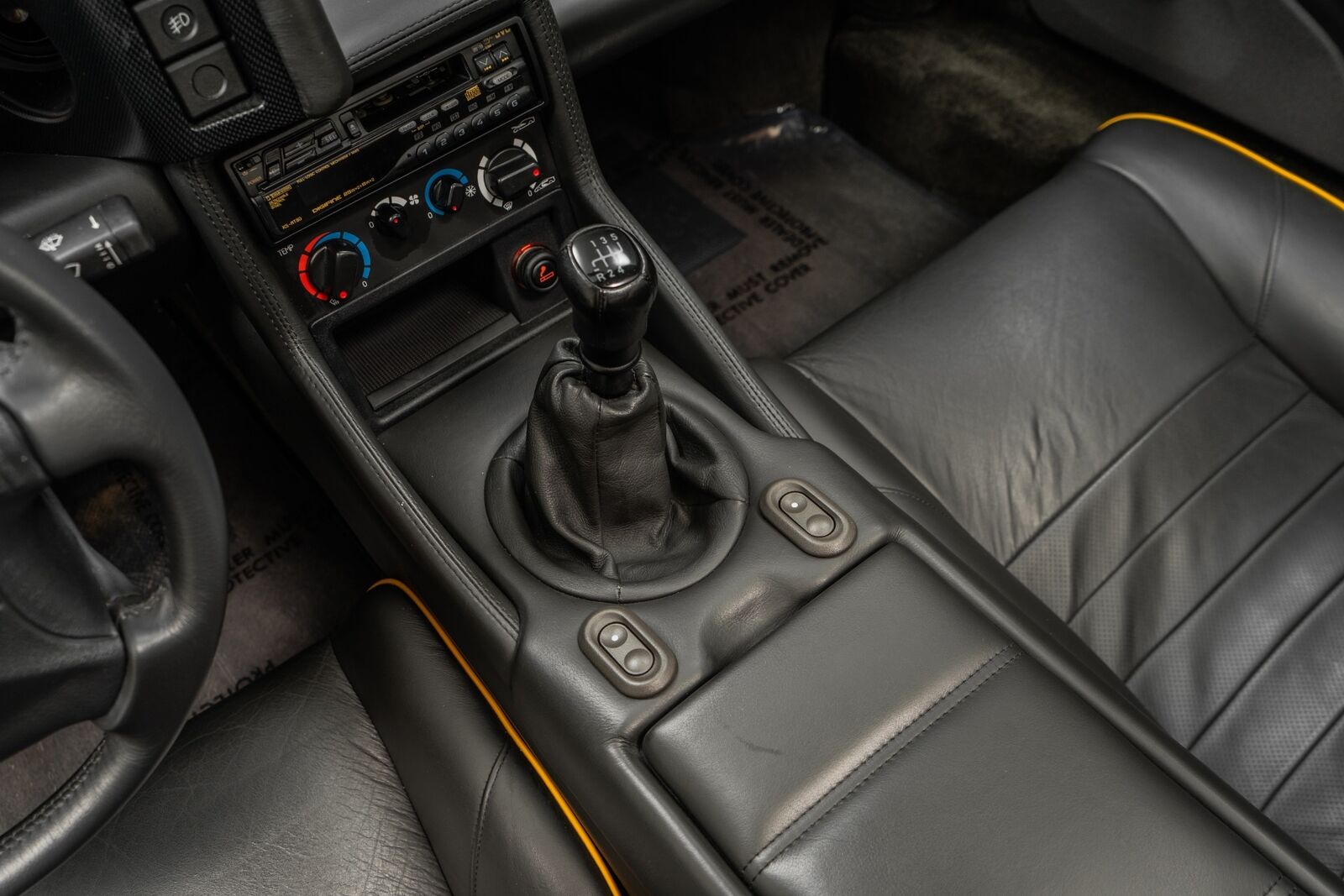Lotus-Esprit-1995-2D-Coupe-14