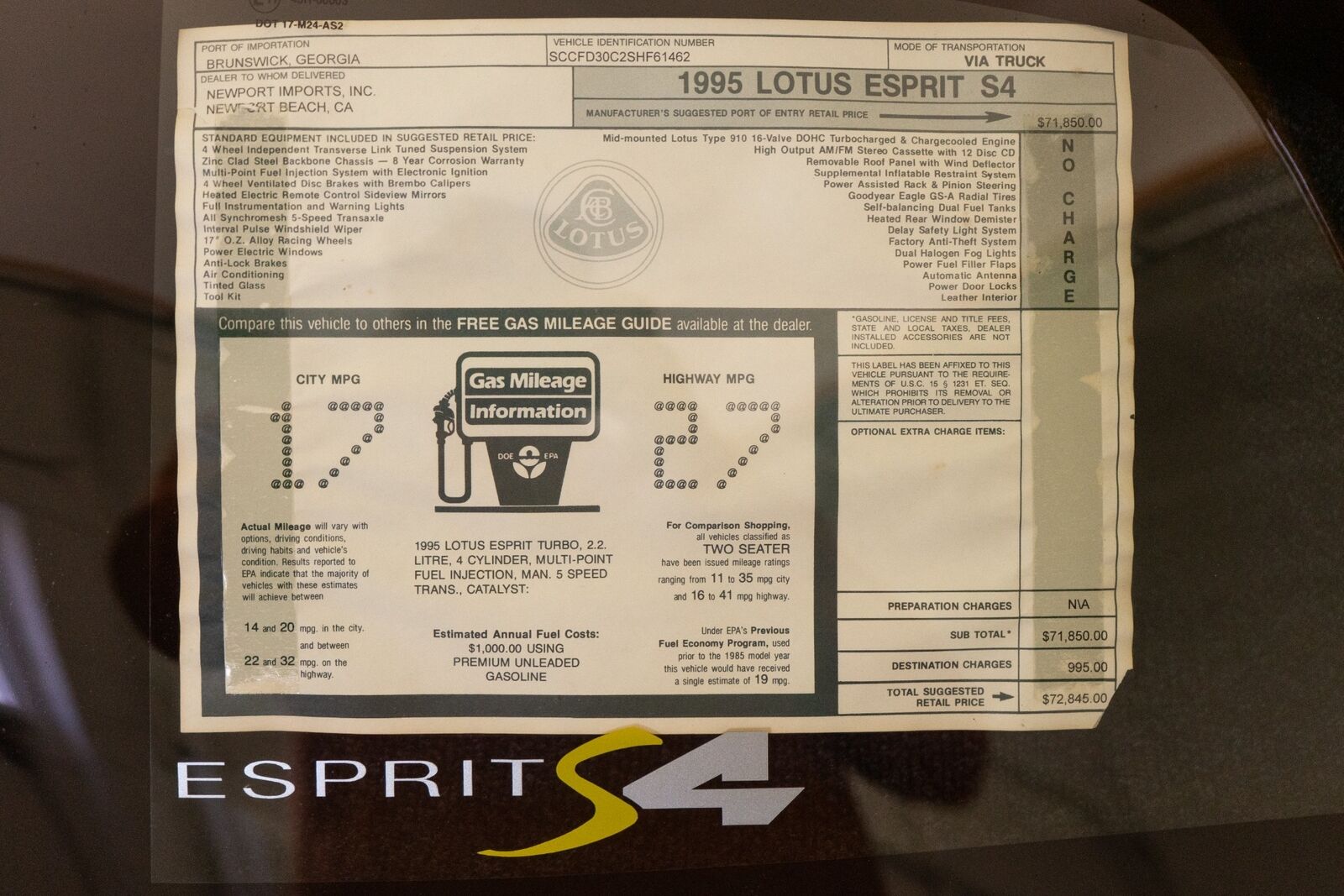 Lotus-Esprit-1995-2D-Coupe-22