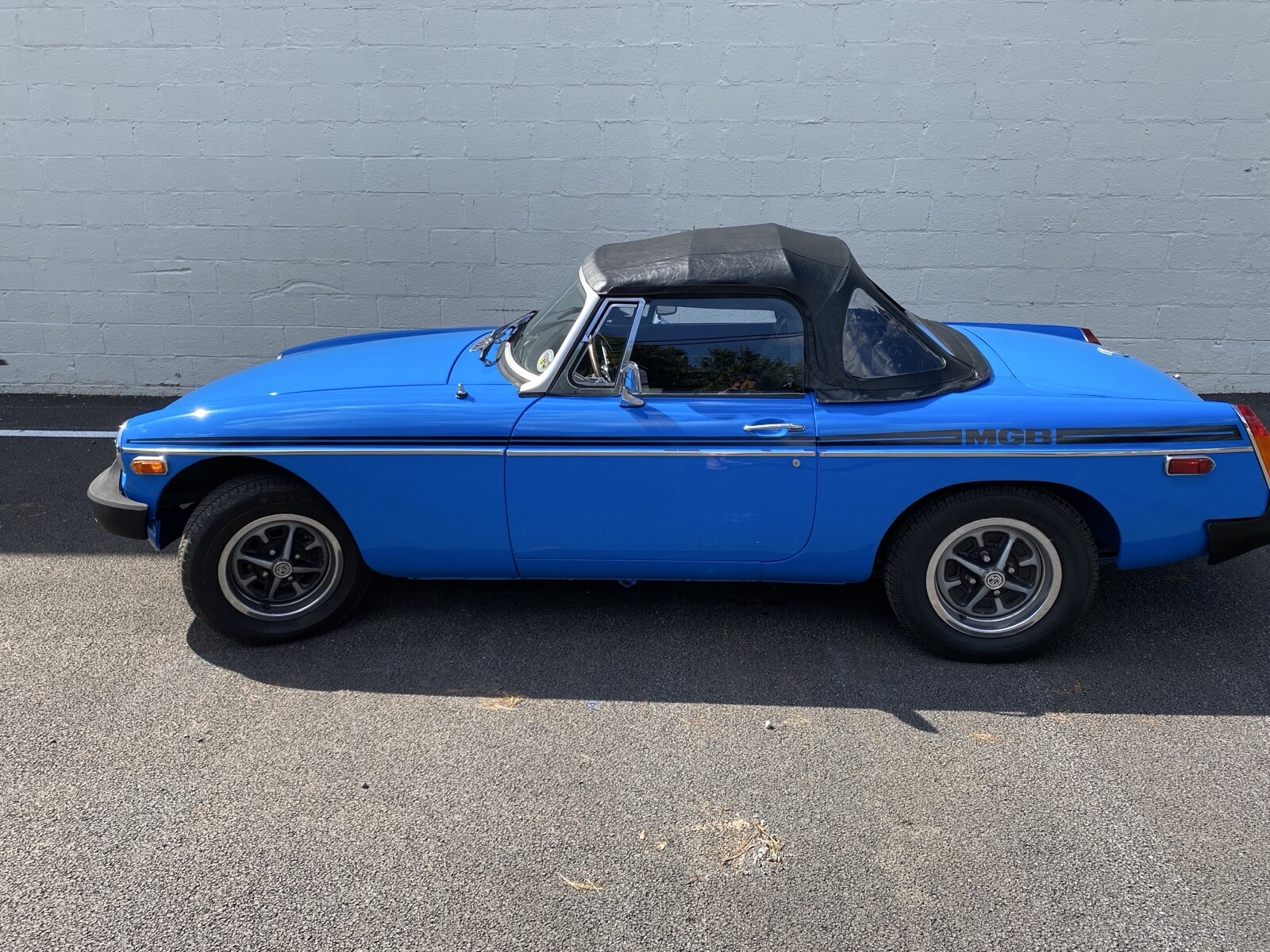 MG-B-1979-3