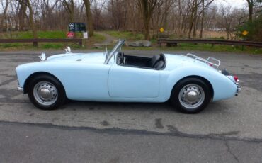 MG-MGA-1957-Convertible-1