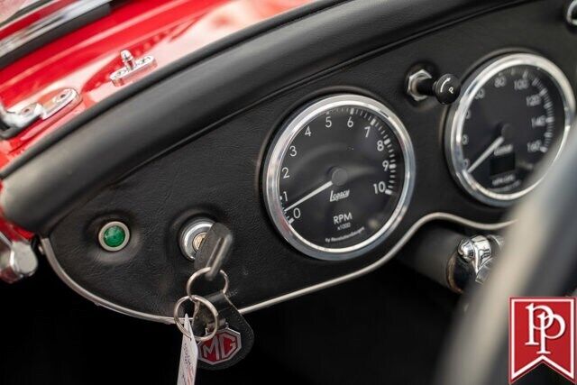 MG-MGA-1958-Roadster-19
