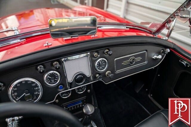 MG-MGA-1958-Roadster-23