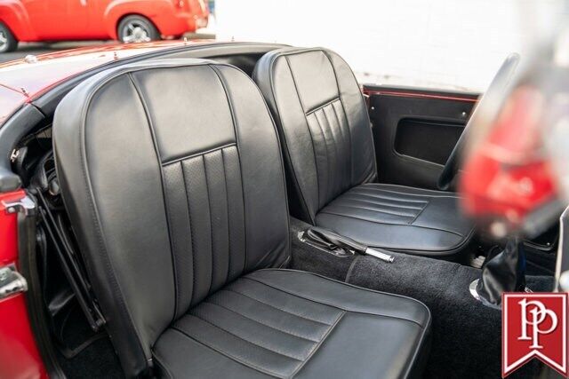 MG-MGA-1958-Roadster-33