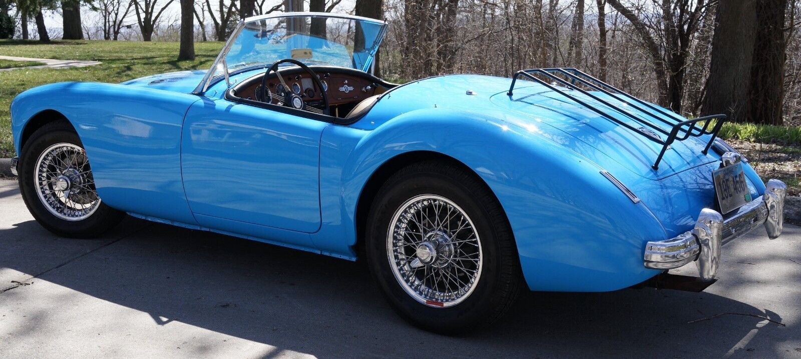 MG-MGA-1961-Convertible-17