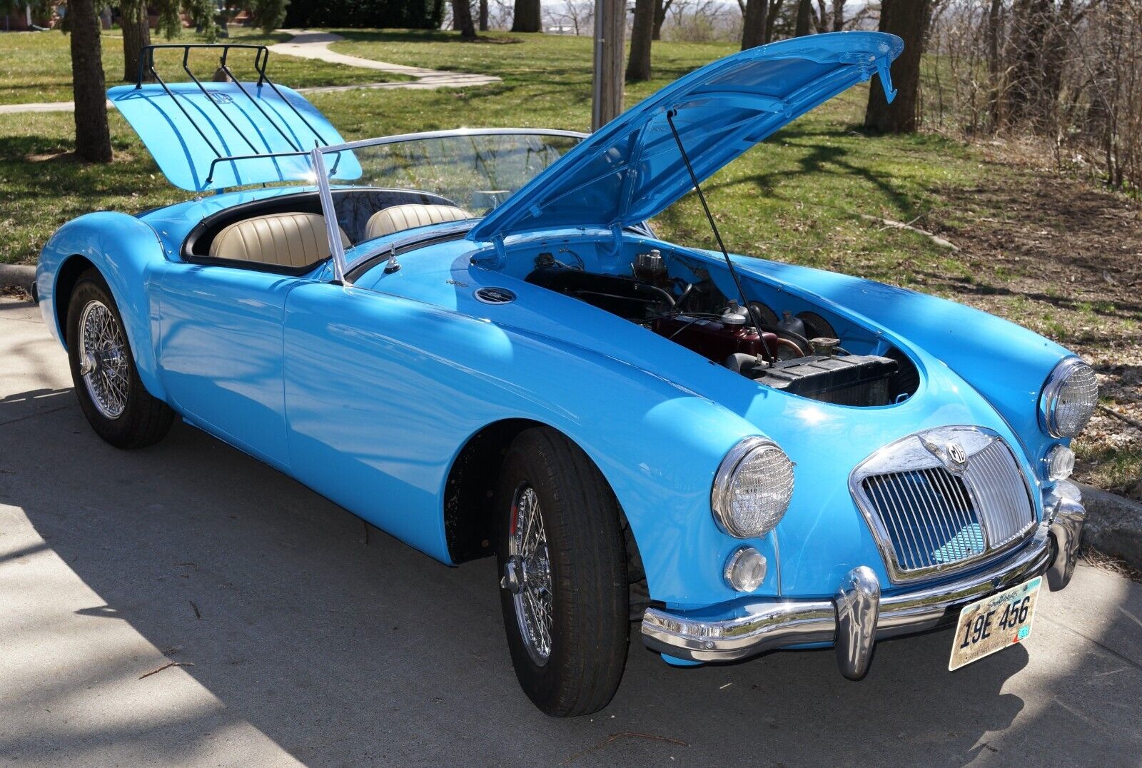 MG-MGA-1961-Convertible-19