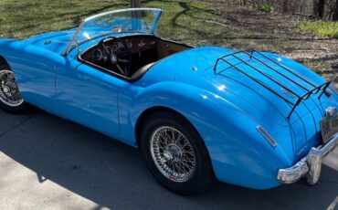 MG-MGA-1961-Convertible-3