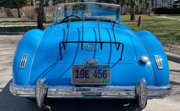 MG-MGA-1961-Convertible-6