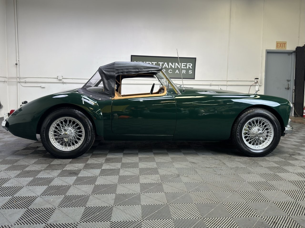 MG-MGA-1962-16