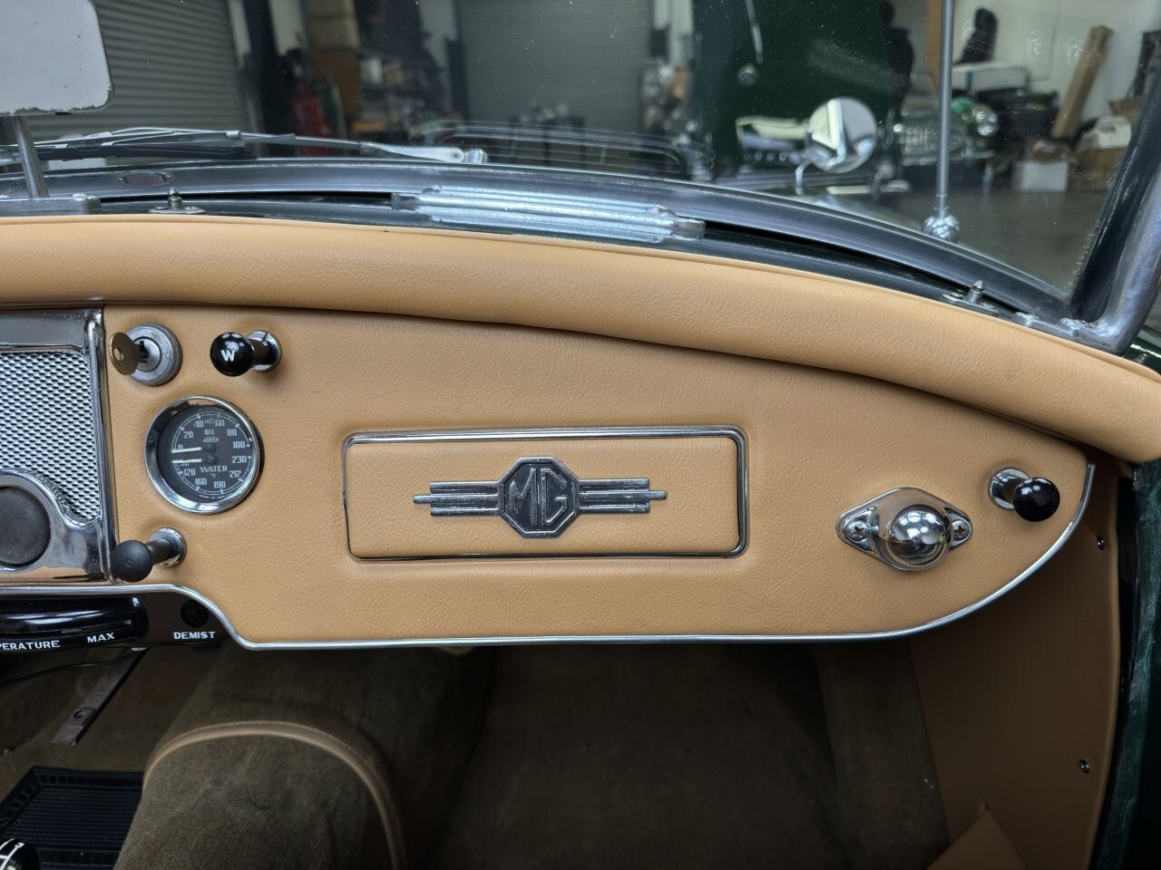 MG-MGA-1962-27