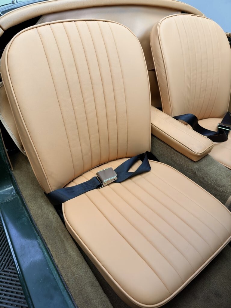 MG-MGA-1962-33