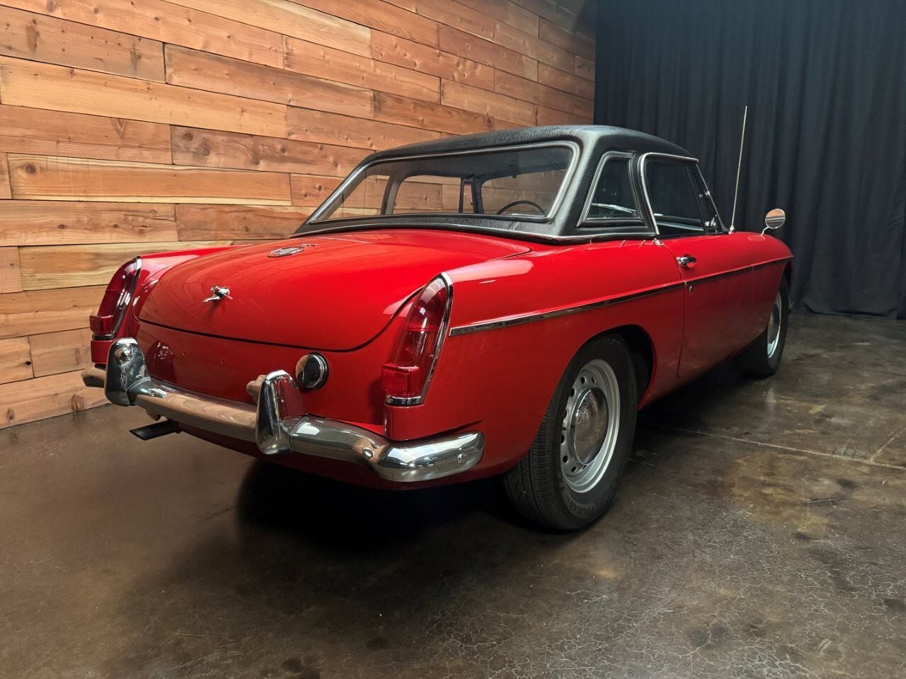 MG-MGB-1964-Convertible-1