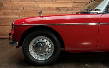 MG-MGB-1964-Convertible-12