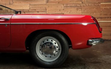 MG-MGB-1964-Convertible-14