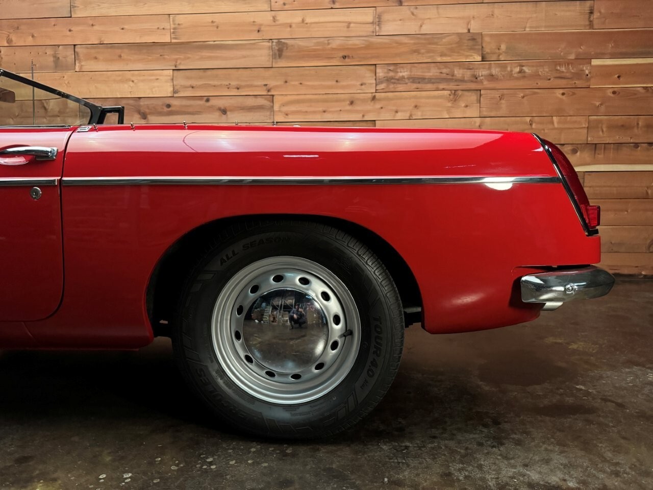 MG-MGB-1964-Convertible-14