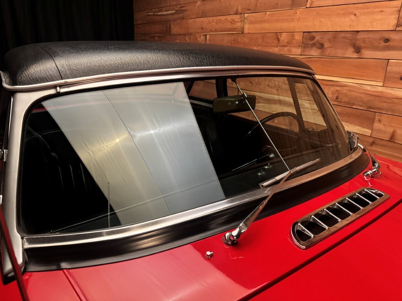 MG-MGB-1964-Convertible-15