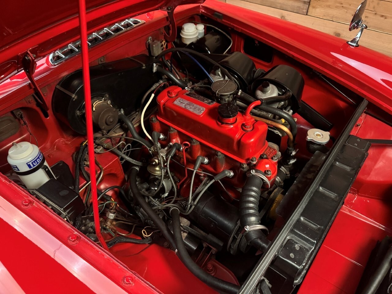 MG-MGB-1964-Convertible-18